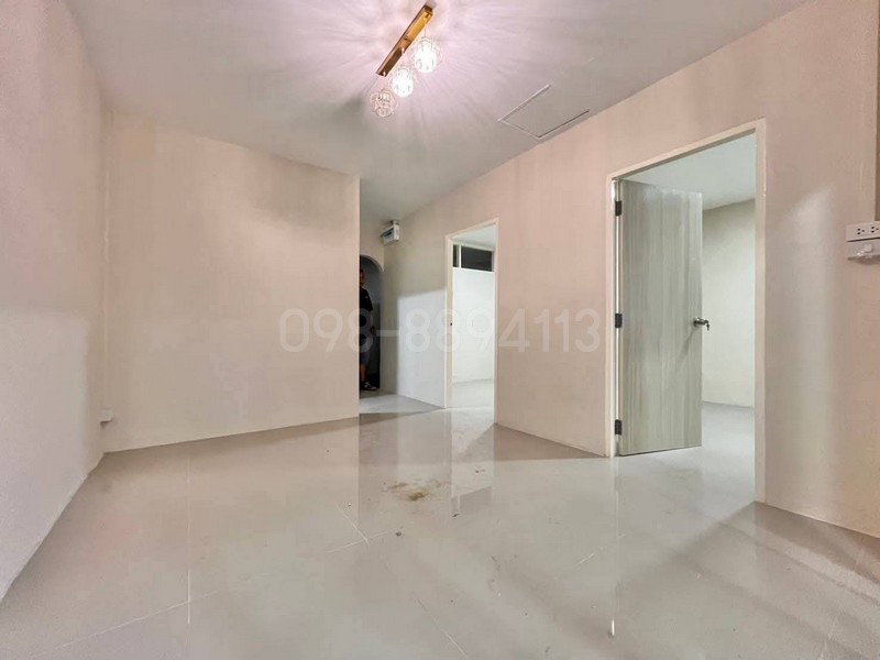 ประกาศฟรี! ซื้อ-ขาย-เช่า คอนโด บ้าน ทาวน์โฮม ที่ดิน และพื้นที่เชิงพาณิชย์ทั่วประเทศไทย ทุกทำเล ทุกงบประมาณ ไม่มีค่าใช้จ่าย ลงง่าย ขายไว เข้าถึงผู้ซื้อโดยตรง 5 318588pic4.jpg