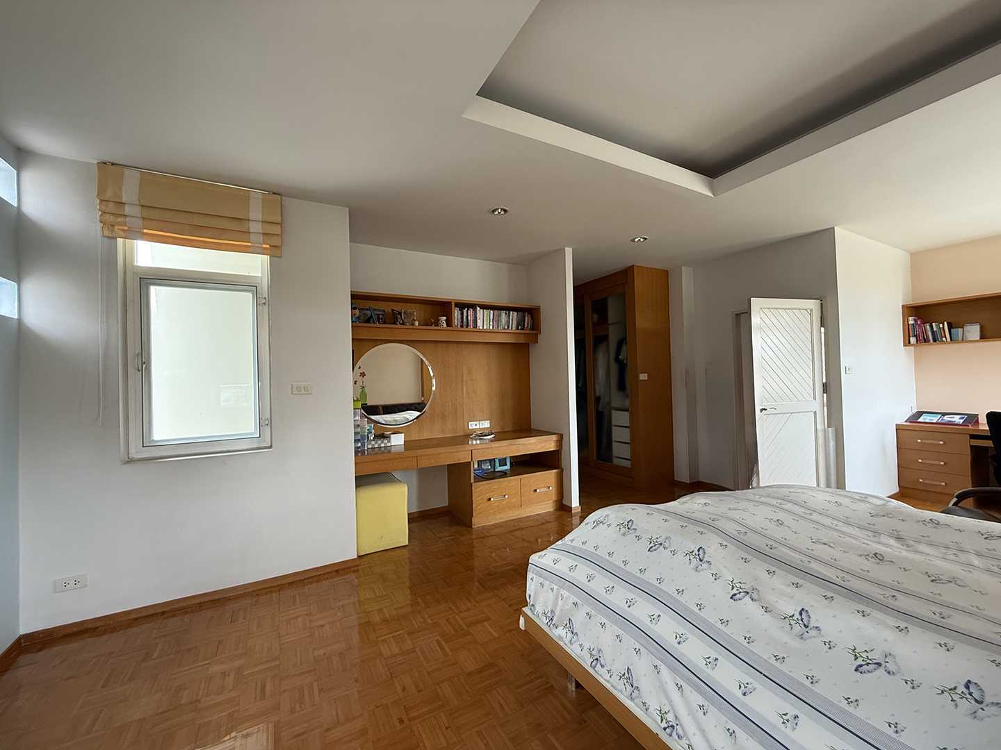 ประกาศฟรี! ซื้อ-ขาย-เช่า คอนโด บ้าน ทาวน์โฮม ที่ดิน และพื้นที่เชิงพาณิชย์ทั่วประเทศไทย ทุกทำเล ทุกงบประมาณ ไม่มีค่าใช้จ่าย ลงง่าย ขายไว เข้าถึงผู้ซื้อโดยตรง 5 318592pic4.jpg