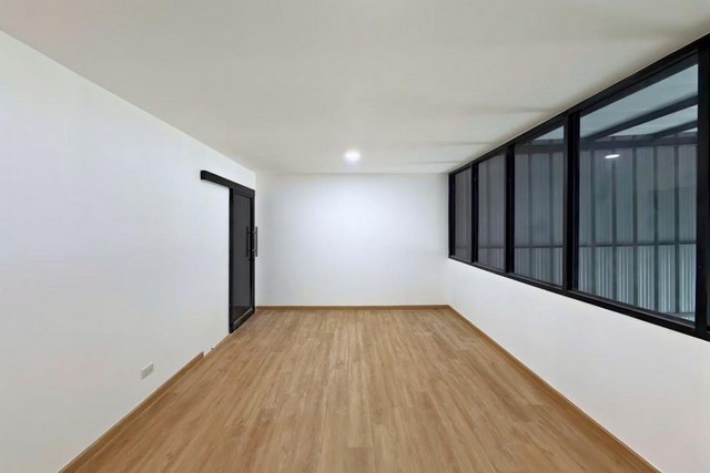 ประกาศฟรี! ซื้อ-ขาย-เช่า คอนโด บ้าน ทาวน์โฮม ที่ดิน และพื้นที่เชิงพาณิชย์ทั่วประเทศไทย ทุกทำเล ทุกงบประมาณ ไม่มีค่าใช้จ่าย ลงง่าย ขายไว เข้าถึงผู้ซื้อโดยตรง 4 520380pic3.jpg