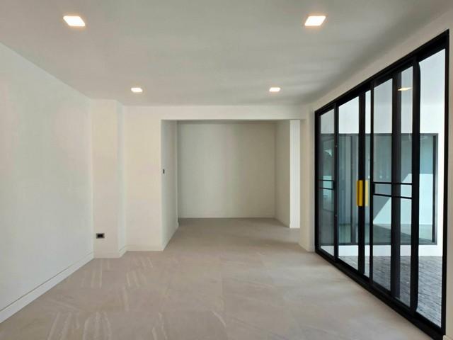 ประกาศฟรี! ซื้อ-ขาย-เช่า คอนโด บ้าน ทาวน์โฮม ที่ดิน และพื้นที่เชิงพาณิชย์ทั่วประเทศไทย ทุกทำเล ทุกงบประมาณ ไม่มีค่าใช้จ่าย ลงง่าย ขายไว เข้าถึงผู้ซื้อโดยตรง 5 521161pic4.jpg