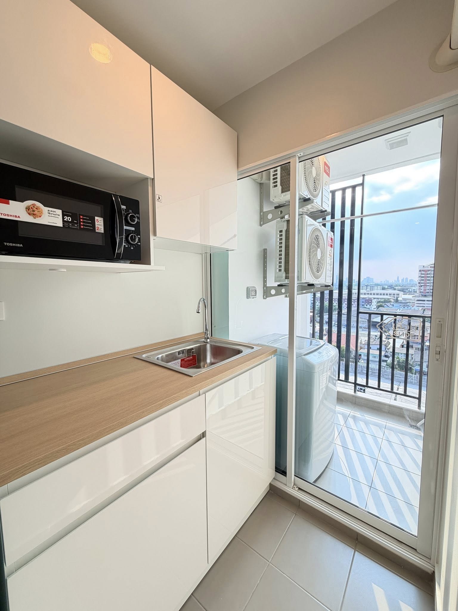 ประกาศฟรี! ซื้อ-ขาย-เช่า คอนโด บ้าน ทาวน์โฮม ที่ดิน และพื้นที่เชิงพาณิชย์ทั่วประเทศไทย ทุกทำเล ทุกงบประมาณ ไม่มีค่าใช้จ่าย ลงง่าย ขายไว เข้าถึงผู้ซื้อโดยตรง 4 520948pic3.jpg