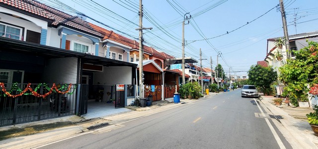 ประกาศฟรี! ซื้อ-ขาย-เช่า คอนโด บ้าน ทาวน์โฮม ที่ดิน และพื้นที่เชิงพาณิชย์ทั่วประเทศไทย ทุกทำเล ทุกงบประมาณ ไม่มีค่าใช้จ่าย ลงง่าย ขายไว เข้าถึงผู้ซื้อโดยตรง 3 252990pic2.jpg