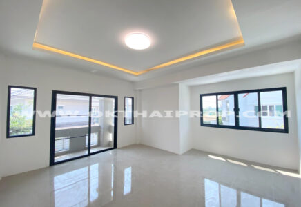 ประกาศฟรี! ซื้อ-ขาย-เช่า คอนโด บ้าน ทาวน์โฮม ที่ดิน และพื้นที่เชิงพาณิชย์ทั่วประเทศไทย ทุกทำเล ทุกงบประมาณ ไม่มีค่าใช้จ่าย ลงง่าย ขายไว เข้าถึงผู้ซื้อโดยตรง 4 164550pic3.jpg