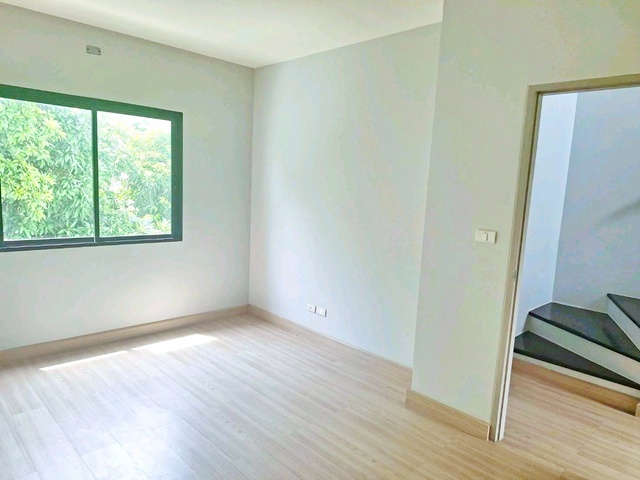 ประกาศฟรี! ซื้อ-ขาย-เช่า คอนโด บ้าน ทาวน์โฮม ที่ดิน และพื้นที่เชิงพาณิชย์ทั่วประเทศไทย ทุกทำเล ทุกงบประมาณ ไม่มีค่าใช้จ่าย ลงง่าย ขายไว เข้าถึงผู้ซื้อโดยตรง 5 318519pic4.jpg