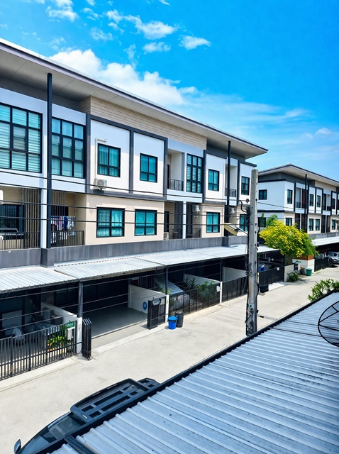 ประกาศฟรี! ซื้อ-ขาย-เช่า คอนโด บ้าน ทาวน์โฮม ที่ดิน และพื้นที่เชิงพาณิชย์ทั่วประเทศไทย ทุกทำเล ทุกงบประมาณ ไม่มีค่าใช้จ่าย ลงง่าย ขายไว เข้าถึงผู้ซื้อโดยตรง 2 318518pic3.jpg