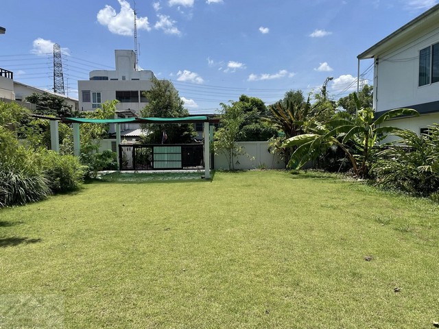 ประกาศฟรี! ซื้อ-ขาย-เช่า คอนโด บ้าน ทาวน์โฮม ที่ดิน และพื้นที่เชิงพาณิชย์ทั่วประเทศไทย ทุกทำเล ทุกงบประมาณ ไม่มีค่าใช้จ่าย ลงง่าย ขายไว เข้าถึงผู้ซื้อโดยตรง 3 521188pic2.jpg