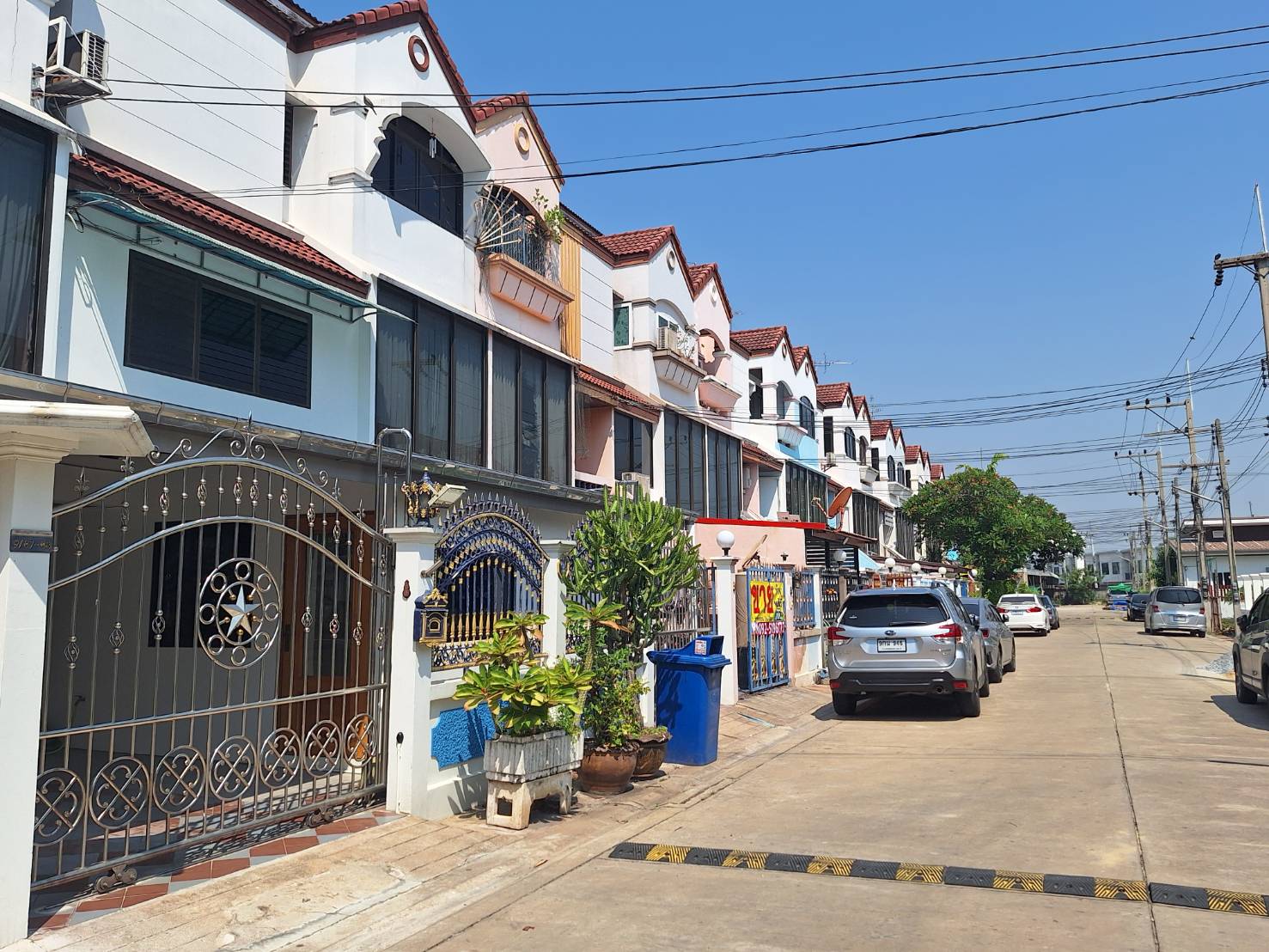 ประกาศฟรี! ซื้อ-ขาย-เช่า คอนโด บ้าน ทาวน์โฮม ที่ดิน และพื้นที่เชิงพาณิชย์ทั่วประเทศไทย ทุกทำเล ทุกงบประมาณ ไม่มีค่าใช้จ่าย ลงง่าย ขายไว เข้าถึงผู้ซื้อโดยตรง 3 294549pic2.jpg