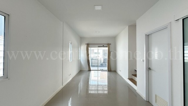 ประกาศฟรี! ซื้อ-ขาย-เช่า คอนโด บ้าน ทาวน์โฮม ที่ดิน และพื้นที่เชิงพาณิชย์ทั่วประเทศไทย ทุกทำเล ทุกงบประมาณ ไม่มีค่าใช้จ่าย ลงง่าย ขายไว เข้าถึงผู้ซื้อโดยตรง 4 294550pic3.jpg