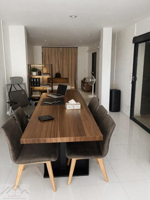 ประกาศฟรี! ซื้อ-ขาย-เช่า คอนโด บ้าน ทาวน์โฮม ที่ดิน และพื้นที่เชิงพาณิชย์ทั่วประเทศไทย ทุกทำเล ทุกงบประมาณ ไม่มีค่าใช้จ่าย ลงง่าย ขายไว เข้าถึงผู้ซื้อโดยตรง 3 521061pic2.jpg