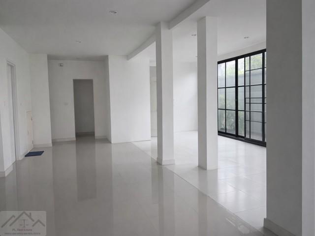 ประกาศฟรี! ซื้อ-ขาย-เช่า คอนโด บ้าน ทาวน์โฮม ที่ดิน และพื้นที่เชิงพาณิชย์ทั่วประเทศไทย ทุกทำเล ทุกงบประมาณ ไม่มีค่าใช้จ่าย ลงง่าย ขายไว เข้าถึงผู้ซื้อโดยตรง 5 521061pic4.jpg