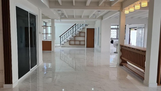 ประกาศฟรี! ซื้อ-ขาย-เช่า คอนโด บ้าน ทาวน์โฮม ที่ดิน และพื้นที่เชิงพาณิชย์ทั่วประเทศไทย ทุกทำเล ทุกงบประมาณ ไม่มีค่าใช้จ่าย ลงง่าย ขายไว เข้าถึงผู้ซื้อโดยตรง 3 491673pic2.jpg