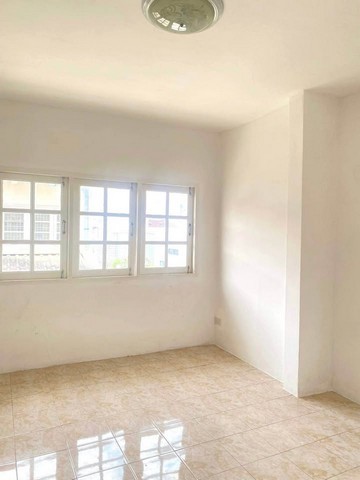 ประกาศฟรี! ซื้อ-ขาย-เช่า คอนโด บ้าน ทาวน์โฮม ที่ดิน และพื้นที่เชิงพาณิชย์ทั่วประเทศไทย ทุกทำเล ทุกงบประมาณ ไม่มีค่าใช้จ่าย ลงง่าย ขายไว เข้าถึงผู้ซื้อโดยตรง 4 521358pic3.jpg