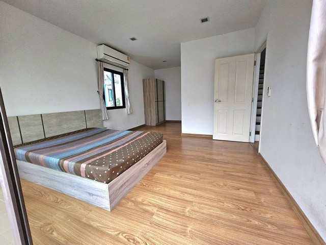 ประกาศฟรี! ซื้อ-ขาย-เช่า คอนโด บ้าน ทาวน์โฮม ที่ดิน และพื้นที่เชิงพาณิชย์ทั่วประเทศไทย ทุกทำเล ทุกงบประมาณ ไม่มีค่าใช้จ่าย ลงง่าย ขายไว เข้าถึงผู้ซื้อโดยตรง 5 165867pic4.jpg