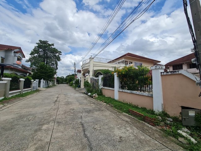 ประกาศฟรี! ซื้อ-ขาย-เช่า คอนโด บ้าน ทาวน์โฮม ที่ดิน และพื้นที่เชิงพาณิชย์ทั่วประเทศไทย ทุกทำเล ทุกงบประมาณ ไม่มีค่าใช้จ่าย ลงง่าย ขายไว เข้าถึงผู้ซื้อโดยตรง 4 261895pic3.jpg