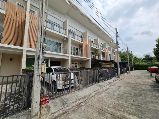 ประกาศฟรี! ซื้อ-ขาย-เช่า คอนโด บ้าน ทาวน์โฮม ที่ดิน และพื้นที่เชิงพาณิชย์ทั่วประเทศไทย ทุกทำเล ทุกงบประมาณ ไม่มีค่าใช้จ่าย ลงง่าย ขายไว เข้าถึงผู้ซื้อโดยตรง 4 261938pic3.jpg