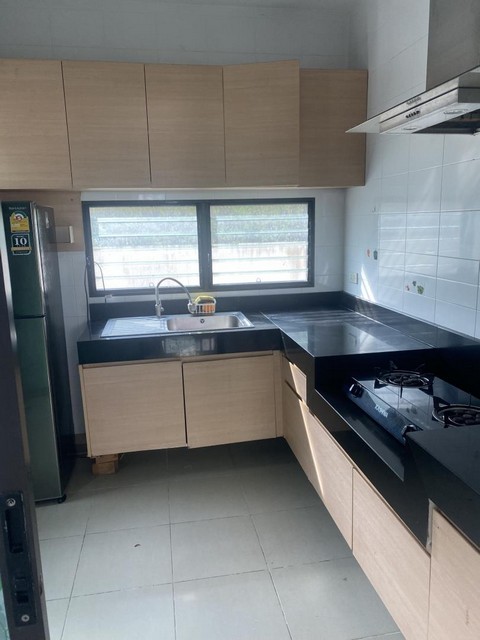 ประกาศฟรี! ซื้อ-ขาย-เช่า คอนโด บ้าน ทาวน์โฮม ที่ดิน และพื้นที่เชิงพาณิชย์ทั่วประเทศไทย ทุกทำเล ทุกงบประมาณ ไม่มีค่าใช้จ่าย ลงง่าย ขายไว เข้าถึงผู้ซื้อโดยตรง 4 518492pic3.jpg