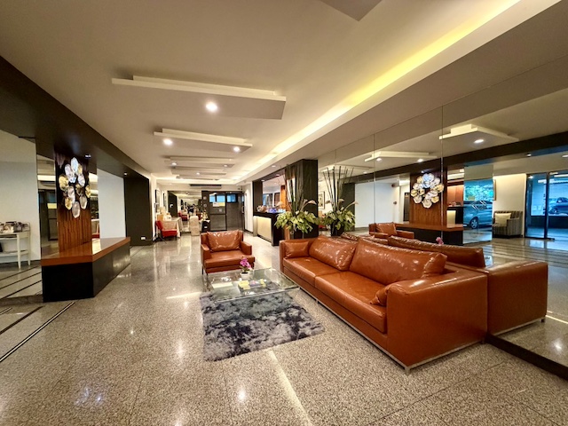 ประกาศฟรี! ซื้อ-ขาย-เช่า คอนโด บ้าน ทาวน์โฮม ที่ดิน และพื้นที่เชิงพาณิชย์ทั่วประเทศไทย ทุกทำเล ทุกงบประมาณ ไม่มีค่าใช้จ่าย ลงง่าย ขายไว เข้าถึงผู้ซื้อโดยตรง 3 294555pic2.jpg