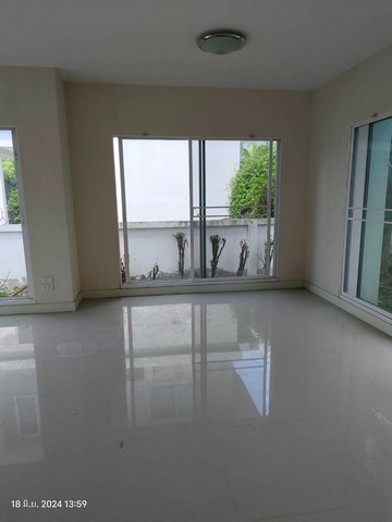 ประกาศฟรี! ซื้อ-ขาย-เช่า คอนโด บ้าน ทาวน์โฮม ที่ดิน และพื้นที่เชิงพาณิชย์ทั่วประเทศไทย ทุกทำเล ทุกงบประมาณ ไม่มีค่าใช้จ่าย ลงง่าย ขายไว เข้าถึงผู้ซื้อโดยตรง 3 261974pic2.jpg