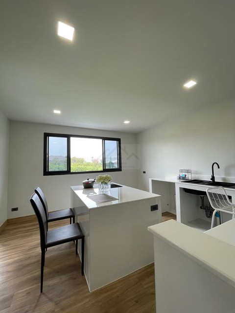 ประกาศฟรี! ซื้อ-ขาย-เช่า คอนโด บ้าน ทาวน์โฮม ที่ดิน และพื้นที่เชิงพาณิชย์ทั่วประเทศไทย ทุกทำเล ทุกงบประมาณ ไม่มีค่าใช้จ่าย ลงง่าย ขายไว เข้าถึงผู้ซื้อโดยตรง 5 521381pic4.jpg