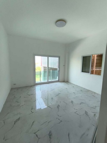 ประกาศฟรี! ซื้อ-ขาย-เช่า คอนโด บ้าน ทาวน์โฮม ที่ดิน และพื้นที่เชิงพาณิชย์ทั่วประเทศไทย ทุกทำเล ทุกงบประมาณ ไม่มีค่าใช้จ่าย ลงง่าย ขายไว เข้าถึงผู้ซื้อโดยตรง 5 318688pic4.jpg