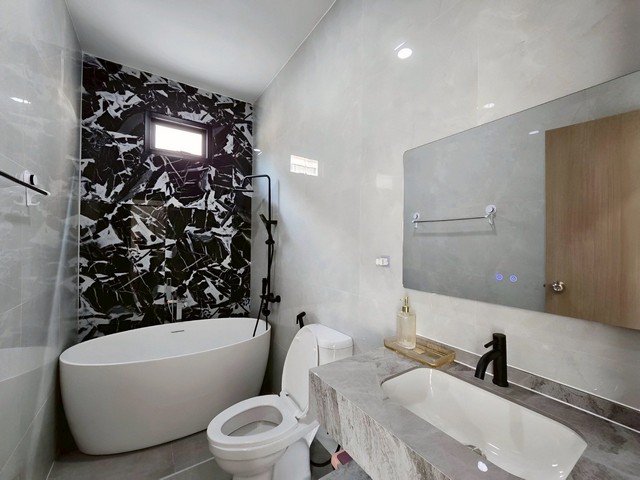 ประกาศฟรี! ซื้อ-ขาย-เช่า คอนโด บ้าน ทาวน์โฮม ที่ดิน และพื้นที่เชิงพาณิชย์ทั่วประเทศไทย ทุกทำเล ทุกงบประมาณ ไม่มีค่าใช้จ่าย ลงง่าย ขายไว เข้าถึงผู้ซื้อโดยตรง 4 318719pic3.jpg