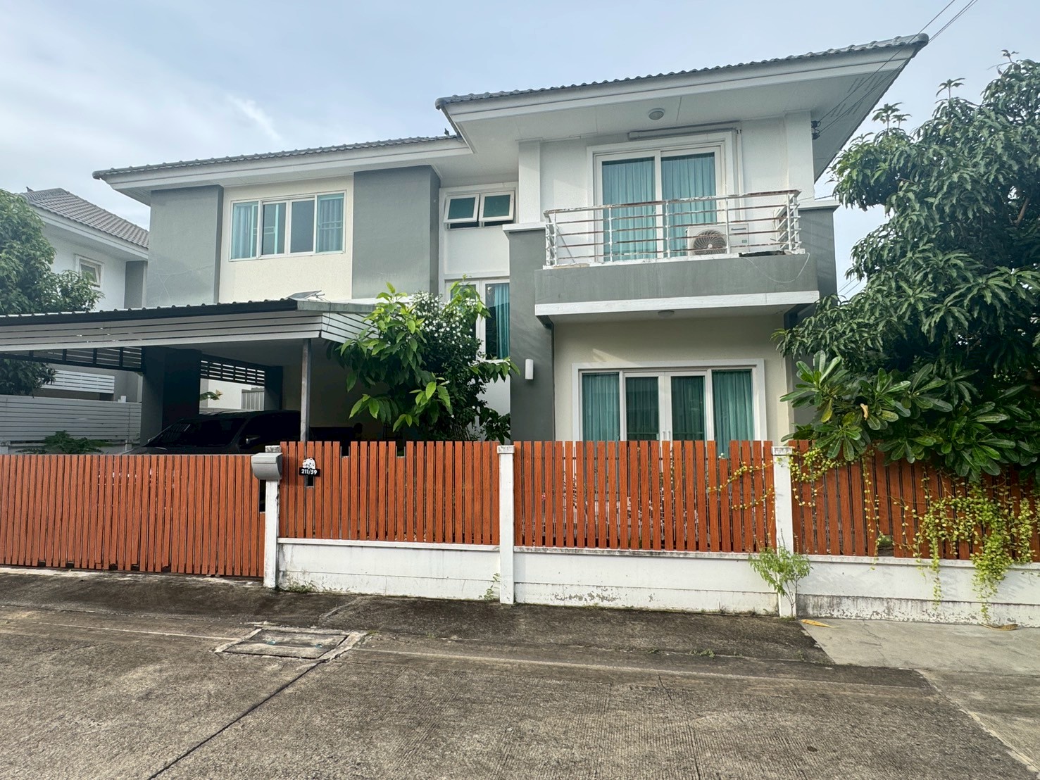 ประกาศฟรี! ซื้อ-ขาย-เช่า คอนโด บ้าน ทาวน์โฮม ที่ดิน และพื้นที่เชิงพาณิชย์ทั่วประเทศไทย ทุกทำเล ทุกงบประมาณ ไม่มีค่าใช้จ่าย ลงง่าย ขายไว เข้าถึงผู้ซื้อโดยตรง 2 301812pic1.jpg