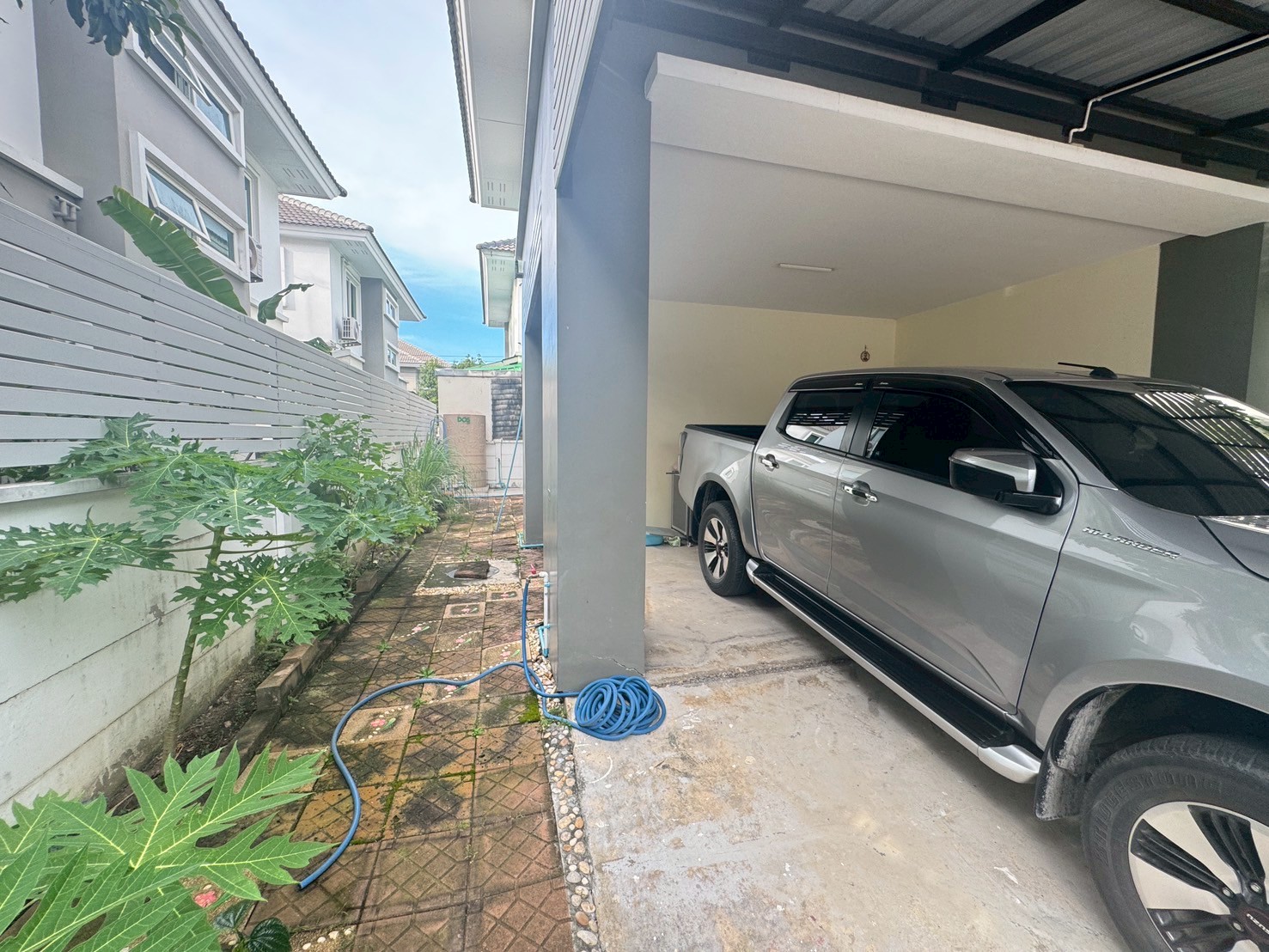 ประกาศฟรี! ซื้อ-ขาย-เช่า คอนโด บ้าน ทาวน์โฮม ที่ดิน และพื้นที่เชิงพาณิชย์ทั่วประเทศไทย ทุกทำเล ทุกงบประมาณ ไม่มีค่าใช้จ่าย ลงง่าย ขายไว เข้าถึงผู้ซื้อโดยตรง 5 301812pic4.jpg