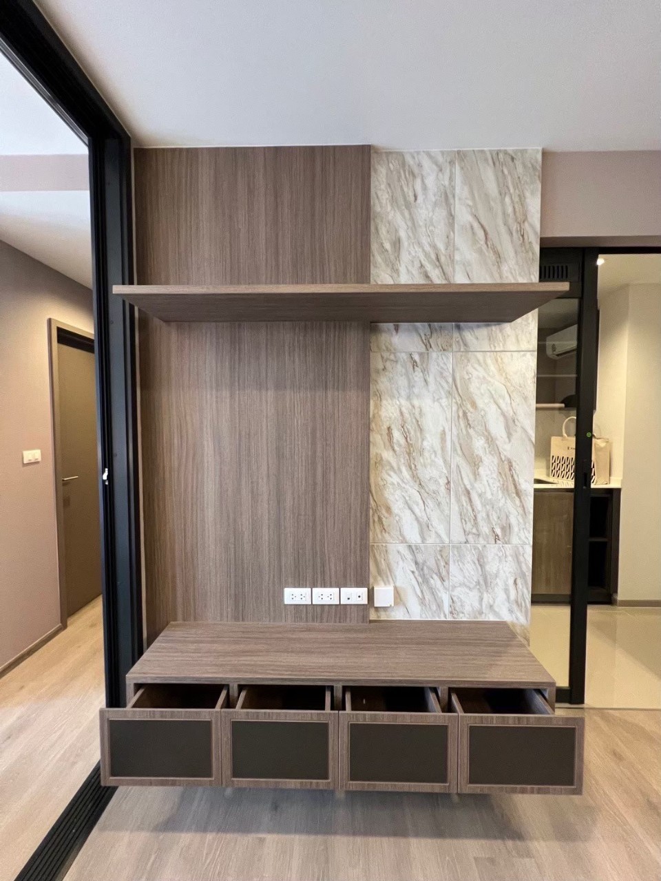 ประกาศฟรี! ซื้อ-ขาย-เช่า คอนโด บ้าน ทาวน์โฮม ที่ดิน และพื้นที่เชิงพาณิชย์ทั่วประเทศไทย ทุกทำเล ทุกงบประมาณ ไม่มีค่าใช้จ่าย ลงง่าย ขายไว เข้าถึงผู้ซื้อโดยตรง 5 281689pic4.jpg