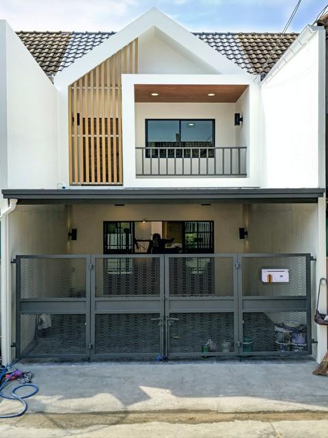 ประกาศฟรี! ซื้อ-ขาย-เช่า คอนโด บ้าน ทาวน์โฮม ที่ดิน และพื้นที่เชิงพาณิชย์ทั่วประเทศไทย ทุกทำเล ทุกงบประมาณ ไม่มีค่าใช้จ่าย ลงง่าย ขายไว เข้าถึงผู้ซื้อโดยตรง 2 521525pic1.jpg