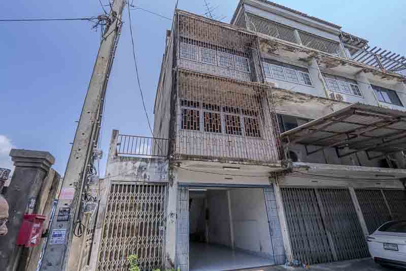 ประกาศฟรี! ซื้อ-ขาย-เช่า คอนโด บ้าน ทาวน์โฮม ที่ดิน และพื้นที่เชิงพาณิชย์ทั่วประเทศไทย ทุกทำเล ทุกงบประมาณ ไม่มีค่าใช้จ่าย ลงง่าย ขายไว เข้าถึงผู้ซื้อโดยตรง 3 318424pic2.jpg