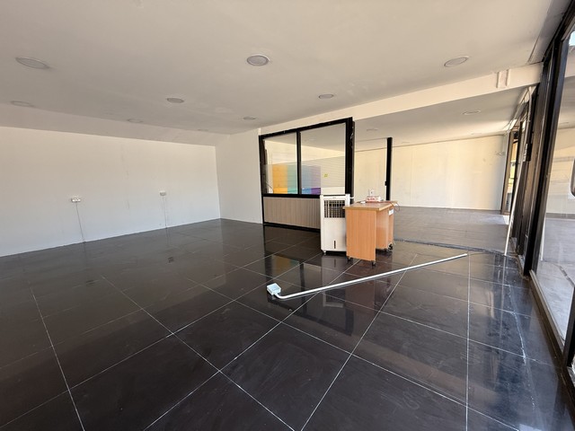 ประกาศฟรี! ซื้อ-ขาย-เช่า คอนโด บ้าน ทาวน์โฮม ที่ดิน และพื้นที่เชิงพาณิชย์ทั่วประเทศไทย ทุกทำเล ทุกงบประมาณ ไม่มีค่าใช้จ่าย ลงง่าย ขายไว เข้าถึงผู้ซื้อโดยตรง 5 518672pic4.jpg