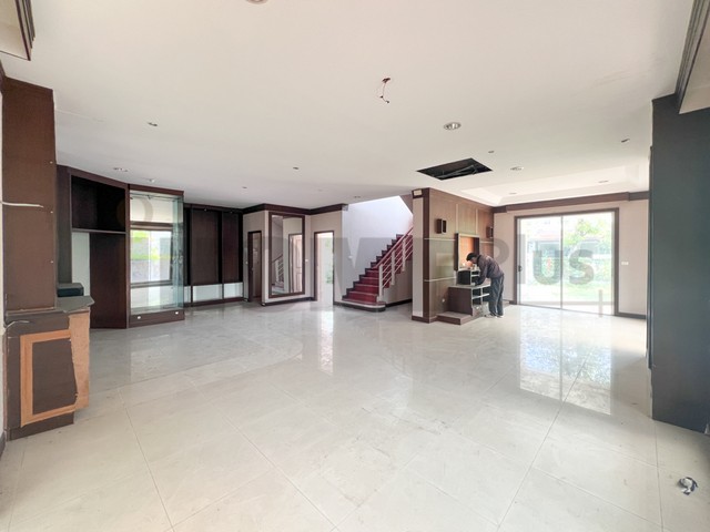 ประกาศฟรี! ซื้อ-ขาย-เช่า คอนโด บ้าน ทาวน์โฮม ที่ดิน และพื้นที่เชิงพาณิชย์ทั่วประเทศไทย ทุกทำเล ทุกงบประมาณ ไม่มีค่าใช้จ่าย ลงง่าย ขายไว เข้าถึงผู้ซื้อโดยตรง 3 262110pic2.jpg