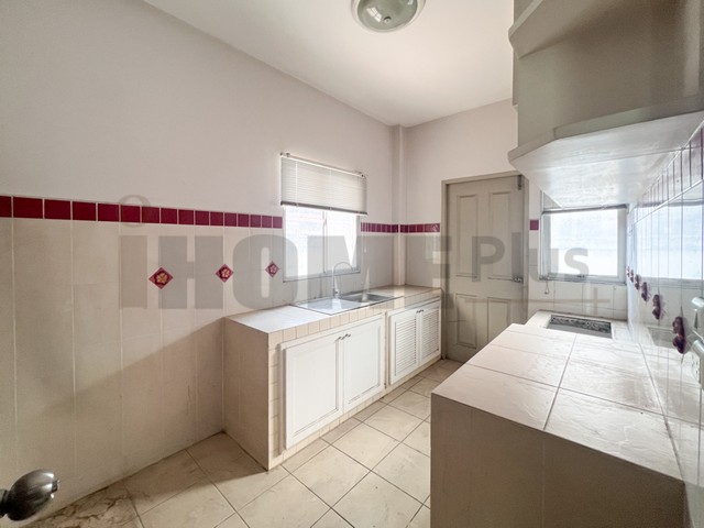 ประกาศฟรี! ซื้อ-ขาย-เช่า คอนโด บ้าน ทาวน์โฮม ที่ดิน และพื้นที่เชิงพาณิชย์ทั่วประเทศไทย ทุกทำเล ทุกงบประมาณ ไม่มีค่าใช้จ่าย ลงง่าย ขายไว เข้าถึงผู้ซื้อโดยตรง 5 262110pic4.jpg