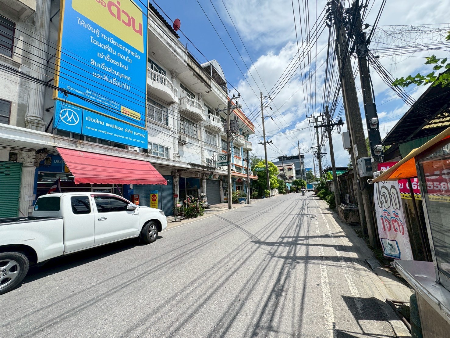 ประกาศฟรี! ซื้อ-ขาย-เช่า คอนโด บ้าน ทาวน์โฮม ที่ดิน และพื้นที่เชิงพาณิชย์ทั่วประเทศไทย ทุกทำเล ทุกงบประมาณ ไม่มีค่าใช้จ่าย ลงง่าย ขายไว เข้าถึงผู้ซื้อโดยตรง 4 318752pic3.jpg