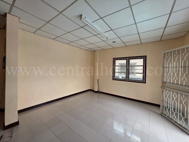 ประกาศฟรี! ซื้อ-ขาย-เช่า คอนโด บ้าน ทาวน์โฮม ที่ดิน และพื้นที่เชิงพาณิชย์ทั่วประเทศไทย ทุกทำเล ทุกงบประมาณ ไม่มีค่าใช้จ่าย ลงง่าย ขายไว เข้าถึงผู้ซื้อโดยตรง 4 288995pic3.jpg