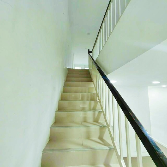 ประกาศฟรี! ซื้อ-ขาย-เช่า คอนโด บ้าน ทาวน์โฮม ที่ดิน และพื้นที่เชิงพาณิชย์ทั่วประเทศไทย ทุกทำเล ทุกงบประมาณ ไม่มีค่าใช้จ่าย ลงง่าย ขายไว เข้าถึงผู้ซื้อโดยตรง 5 318724pic4.jpg