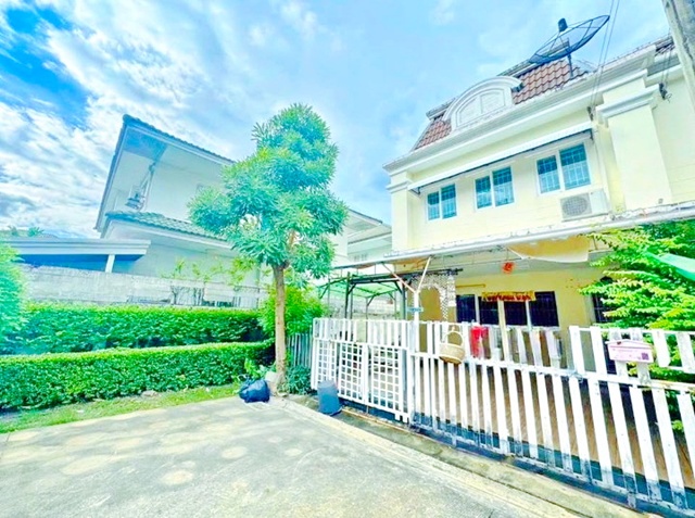 ประกาศฟรี! ซื้อ-ขาย-เช่า คอนโด บ้าน ทาวน์โฮม ที่ดิน และพื้นที่เชิงพาณิชย์ทั่วประเทศไทย ทุกทำเล ทุกงบประมาณ ไม่มีค่าใช้จ่าย ลงง่าย ขายไว เข้าถึงผู้ซื้อโดยตรง 2 262261pic1.jpg