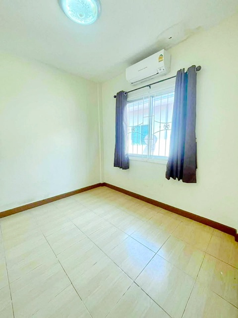 ประกาศฟรี! ซื้อ-ขาย-เช่า คอนโด บ้าน ทาวน์โฮม ที่ดิน และพื้นที่เชิงพาณิชย์ทั่วประเทศไทย ทุกทำเล ทุกงบประมาณ ไม่มีค่าใช้จ่าย ลงง่าย ขายไว เข้าถึงผู้ซื้อโดยตรง 5 262259pic4.jpg