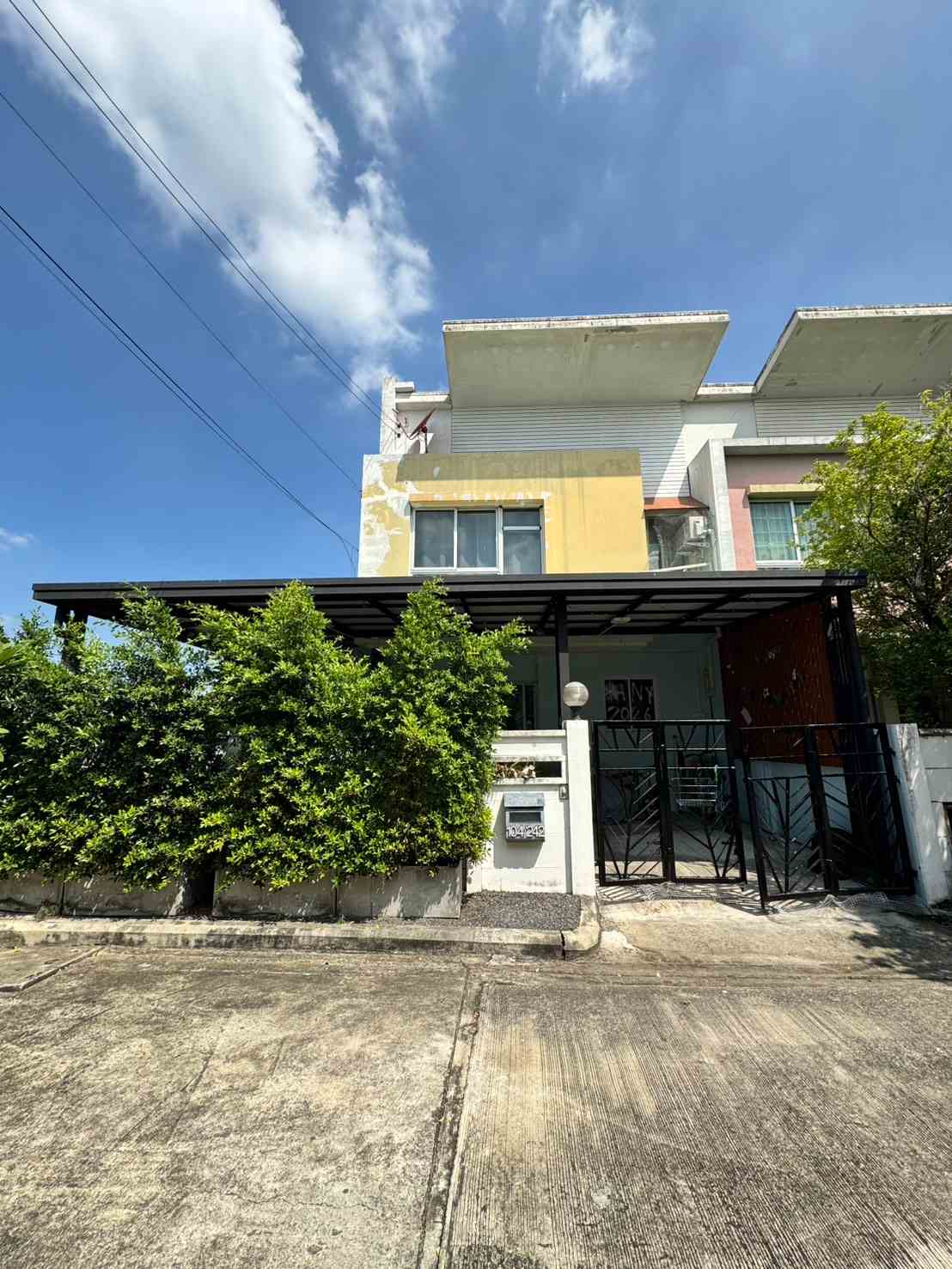 ประกาศฟรี! ซื้อ-ขาย-เช่า คอนโด บ้าน ทาวน์โฮม ที่ดิน และพื้นที่เชิงพาณิชย์ทั่วประเทศไทย ทุกทำเล ทุกงบประมาณ ไม่มีค่าใช้จ่าย ลงง่าย ขายไว เข้าถึงผู้ซื้อโดยตรง 2 318789pic1.jpg