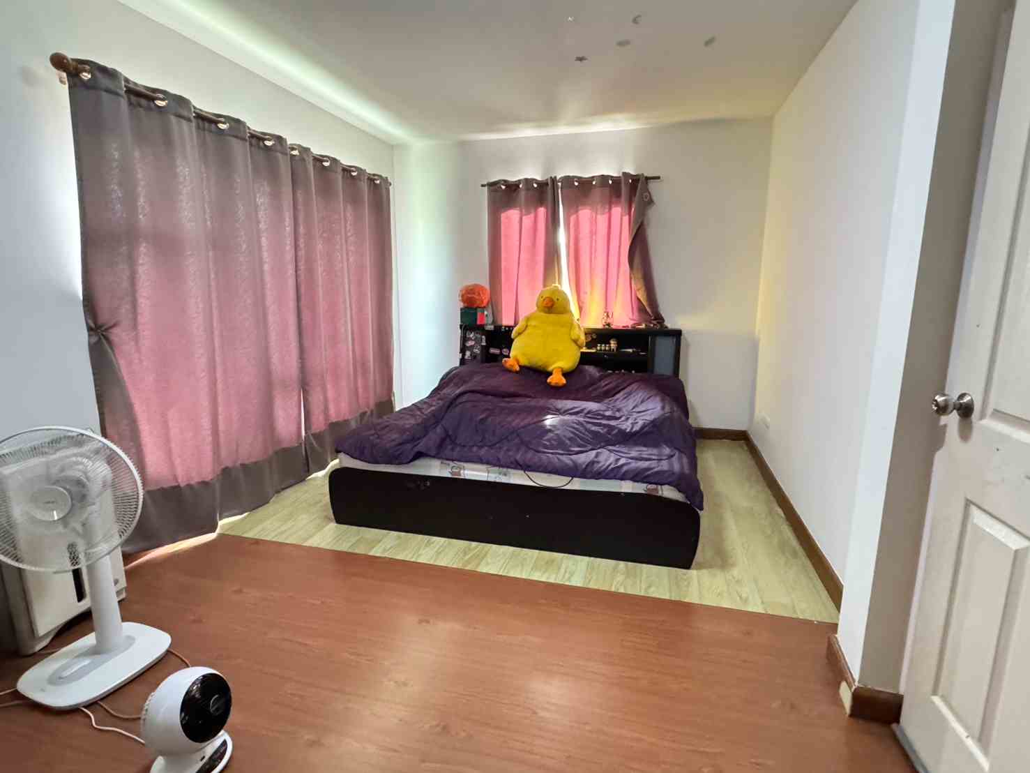 ประกาศฟรี! ซื้อ-ขาย-เช่า คอนโด บ้าน ทาวน์โฮม ที่ดิน และพื้นที่เชิงพาณิชย์ทั่วประเทศไทย ทุกทำเล ทุกงบประมาณ ไม่มีค่าใช้จ่าย ลงง่าย ขายไว เข้าถึงผู้ซื้อโดยตรง 4 318789pic3.jpg