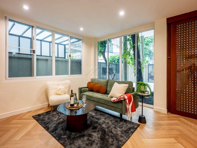 ประกาศฟรี! ซื้อ-ขาย-เช่า คอนโด บ้าน ทาวน์โฮม ที่ดิน และพื้นที่เชิงพาณิชย์ทั่วประเทศไทย ทุกทำเล ทุกงบประมาณ ไม่มีค่าใช้จ่าย ลงง่าย ขายไว เข้าถึงผู้ซื้อโดยตรง 5 504003pic4.jpg