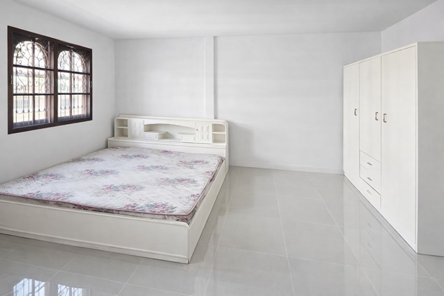 ประกาศฟรี! ซื้อ-ขาย-เช่า คอนโด บ้าน ทาวน์โฮม ที่ดิน และพื้นที่เชิงพาณิชย์ทั่วประเทศไทย ทุกทำเล ทุกงบประมาณ ไม่มีค่าใช้จ่าย ลงง่าย ขายไว เข้าถึงผู้ซื้อโดยตรง 3 262246pic2.jpg