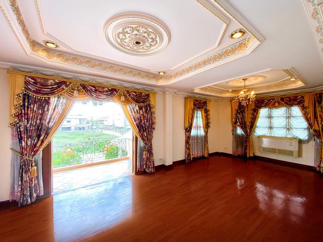 ประกาศฟรี! ซื้อ-ขาย-เช่า คอนโด บ้าน ทาวน์โฮม ที่ดิน และพื้นที่เชิงพาณิชย์ทั่วประเทศไทย ทุกทำเล ทุกงบประมาณ ไม่มีค่าใช้จ่าย ลงง่าย ขายไว เข้าถึงผู้ซื้อโดยตรง 4 471143pic3.jpg