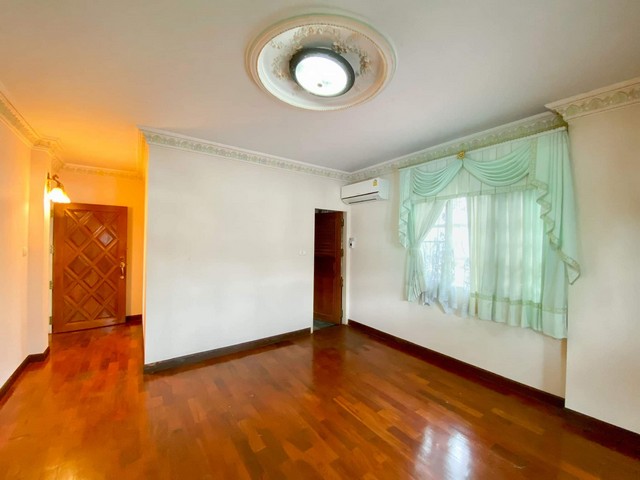 ประกาศฟรี! ซื้อ-ขาย-เช่า คอนโด บ้าน ทาวน์โฮม ที่ดิน และพื้นที่เชิงพาณิชย์ทั่วประเทศไทย ทุกทำเล ทุกงบประมาณ ไม่มีค่าใช้จ่าย ลงง่าย ขายไว เข้าถึงผู้ซื้อโดยตรง 5 471143pic4.jpg