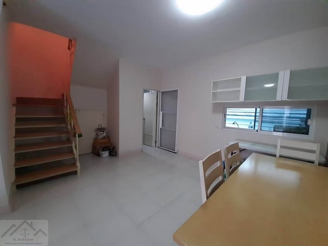 ประกาศฟรี! ซื้อ-ขาย-เช่า คอนโด บ้าน ทาวน์โฮม ที่ดิน และพื้นที่เชิงพาณิชย์ทั่วประเทศไทย ทุกทำเล ทุกงบประมาณ ไม่มีค่าใช้จ่าย ลงง่าย ขายไว เข้าถึงผู้ซื้อโดยตรง 4 521906pic3.jpg