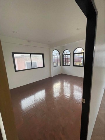 ประกาศฟรี! ซื้อ-ขาย-เช่า คอนโด บ้าน ทาวน์โฮม ที่ดิน และพื้นที่เชิงพาณิชย์ทั่วประเทศไทย ทุกทำเล ทุกงบประมาณ ไม่มีค่าใช้จ่าย ลงง่าย ขายไว เข้าถึงผู้ซื้อโดยตรง 5 521666pic4.jpg