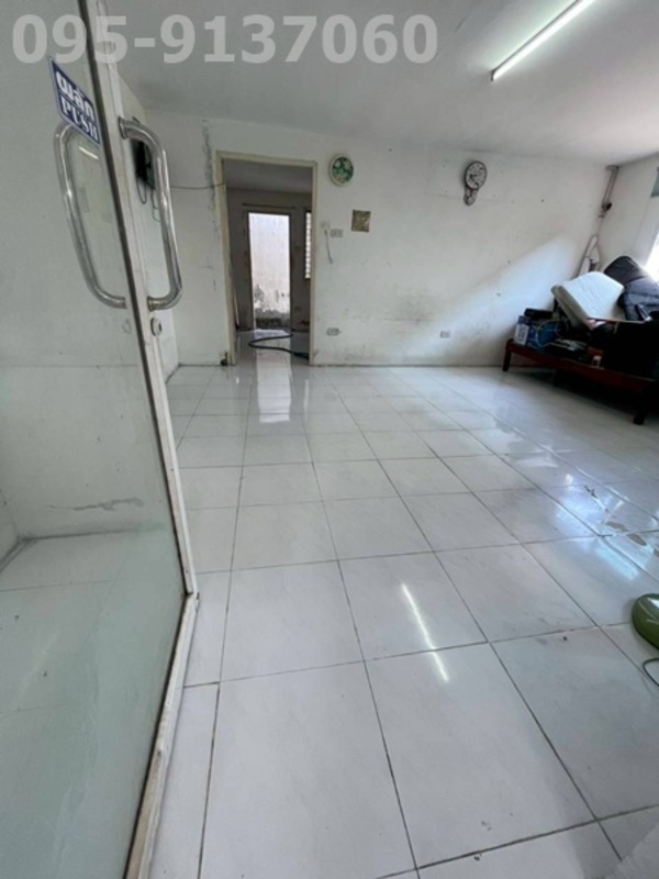 ประกาศฟรี! ซื้อ-ขาย-เช่า คอนโด บ้าน ทาวน์โฮม ที่ดิน และพื้นที่เชิงพาณิชย์ทั่วประเทศไทย ทุกทำเล ทุกงบประมาณ ไม่มีค่าใช้จ่าย ลงง่าย ขายไว เข้าถึงผู้ซื้อโดยตรง 5 521897pic4.jpg