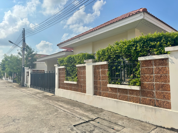 ประกาศฟรี! ซื้อ-ขาย-เช่า คอนโด บ้าน ทาวน์โฮม ที่ดิน และพื้นที่เชิงพาณิชย์ทั่วประเทศไทย ทุกทำเล ทุกงบประมาณ ไม่มีค่าใช้จ่าย ลงง่าย ขายไว เข้าถึงผู้ซื้อโดยตรง 2 521876pic1.jpg