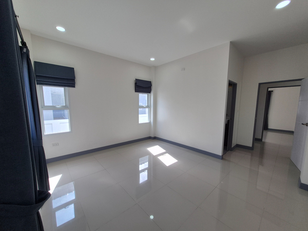 ประกาศฟรี! ซื้อ-ขาย-เช่า คอนโด บ้าน ทาวน์โฮม ที่ดิน และพื้นที่เชิงพาณิชย์ทั่วประเทศไทย ทุกทำเล ทุกงบประมาณ ไม่มีค่าใช้จ่าย ลงง่าย ขายไว เข้าถึงผู้ซื้อโดยตรง 5 518324pic4.jpg