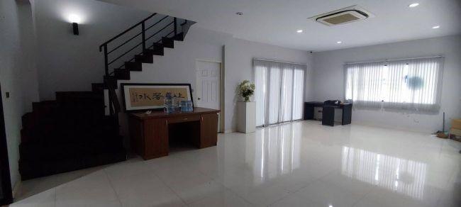 ประกาศฟรี! ซื้อ-ขาย-เช่า คอนโด บ้าน ทาวน์โฮม ที่ดิน และพื้นที่เชิงพาณิชย์ทั่วประเทศไทย ทุกทำเล ทุกงบประมาณ ไม่มีค่าใช้จ่าย ลงง่าย ขายไว เข้าถึงผู้ซื้อโดยตรง 5 521920pic4.jpg